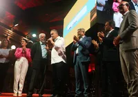 Wagner e Rui se encantam com a primeira estação do VLT de Salvador