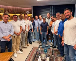 ACM reúne prefeito e vereadores de Jequié para alinhamento político - Imagem