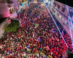Jerônimo provoca oposição em comício lotado: “Isso não é IA” - Imagem
