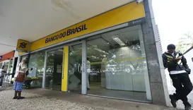 Bancos funcionam em horários especiais a partir desta segunda-feira