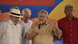 Caetano prevê vitória de Jerônimo no 1º turno e alfineta oposição