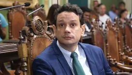 Partidos da federação tentam barrar candidatura de André Fraga à Alba