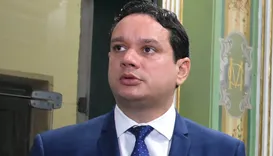 PV garante André Fraga à Alba, mas deixa palavra final para Federação