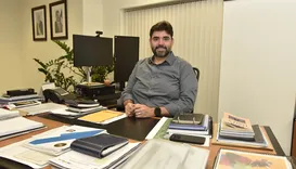 Secretário cita obras e prevê "vitória esmagadora" do governo na Bahia