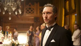 Série da Netflix com 9 episódios e muito mistério para domingo (12/07)