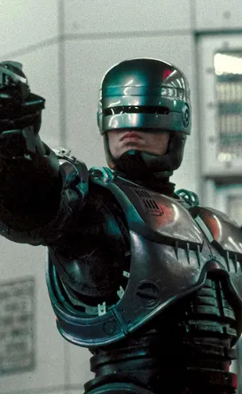 Conheça ator que vai viver o novo RoboCop em série do Prime Video