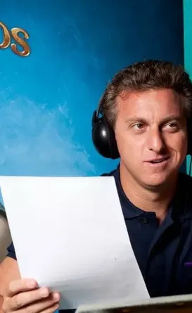 Diretor detona dublagem de Luciano Huck em filme da Disney: "Horas consertando"