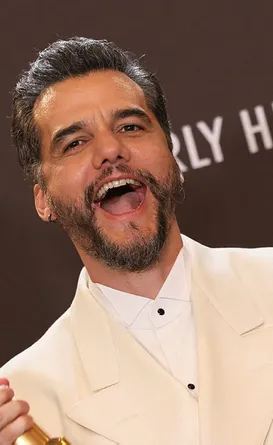 Wagner Moura completa 50 anos e ganha maratona de filmes na TV