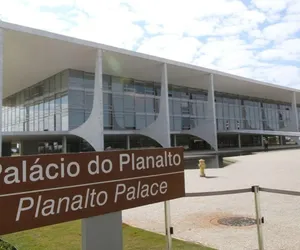 Candidato à Presidência declara quase R$ 180 milhões em bens ao TSE imagem