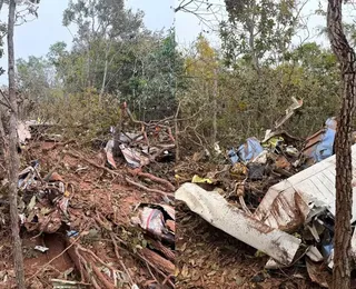Acidente com avião de pequeno porte termina com dois mortos