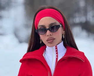 Anitta desabafa sobre cobranças por posicionamento político