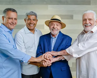Ao lado de Jerônimo, Wagner e Rui, Lula grava mensagem aos baianos