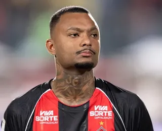 Após expulsão, STJD denuncia Luan Cândido e mais dois do Vitória
