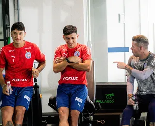Após vice da Argentina, Messi recebe homenagens de argentinos do Bahia