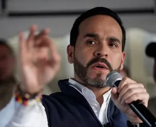 AtlasIntel: Abelardo de la Espriella lidera 2º turno com 52,4% dos votos