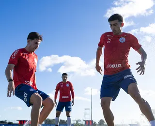 Bahia identifica carência no elenco e segue de olho no mercado