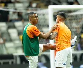 Bahia troca a espinha dorsal e novo trio de meio-campo conquista Ceni
