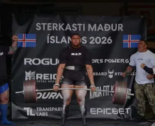 Bitelo faz história na Islândia com 420 kg e ganha elogios de ex-‘Game of Thrones’