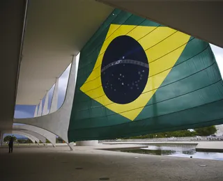 Brasil alcança marca inédita em desenvolvimento humano