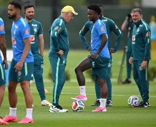 Brasil sobe no ranking da Fifa mesmo depois de fracasso na Copa do Mundo