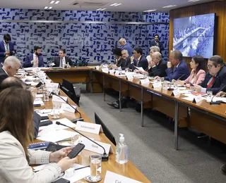Câmara adia votação de PL que equipara misoginia ao racismo