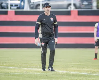 Campeão no Vitória, Léo Condé terá revanche contra Jair Ventura
