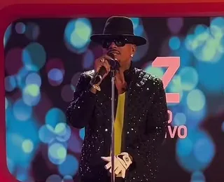 Cantor brasileiro vira meme após homenagear Michael Jackson; confira
