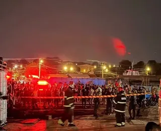 Casal morre esmagado durante manobra de balsa em porto