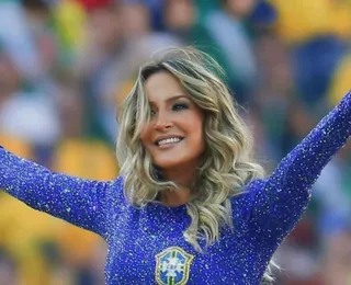 Claudia Leitte defende Neymar após eliminação na Copa do Mundo
