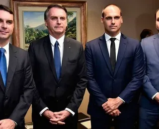 Dark Horse: Moraes envia pedido para que Jair e Flávio Bolsonaro sejam investigados