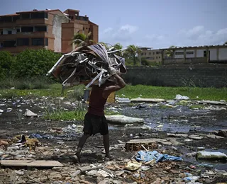 De paraíso turístico a ruínas: veja o cenário após terremoto na Venezuela