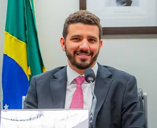 Deputado mais rico da Bahia recebe da noiva sua primeira doação