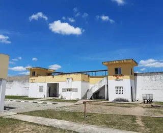 Dez policiais penais são condenados por esquema de drogas e celulares em presídio