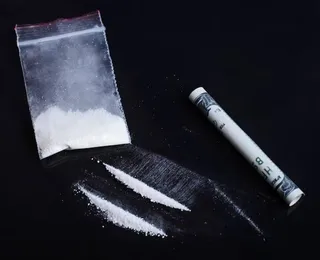 Droga por trás de milhares de mortes nos EUA surge em cocaína no Brasil