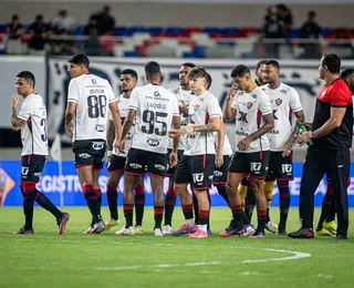 Em baixa ofensiva, Vitoria precisa de virada para eliminar o Athletico