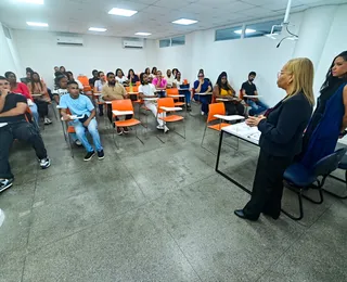Empresa de telemarketing abre 700 vagas de emprego em Salvador