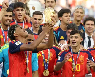 Espanha assume liderança do ranking da Fifa e Brasil sobe uma posição