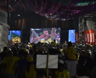Estreia da Seleção Brasileira leva multidão para o Pelourinho