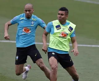 Fabinho comenta entrada de Casemiro em Endrick em treino da Seleção