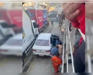 Ferryboat retorna à Ilha de Itaparica após passageira passar mal