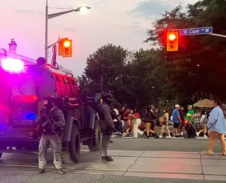 Festival de rua termina em morte após ataque a tiros