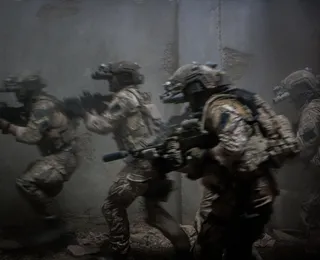 Filme eletrizante sobre operação real para assistir na Netflix terça (10/08)