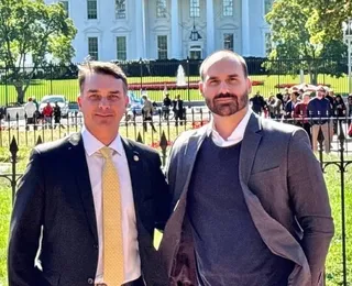 Flávio e Eduardo Bolsonaro associam queda da Seleção na Copa ao PT