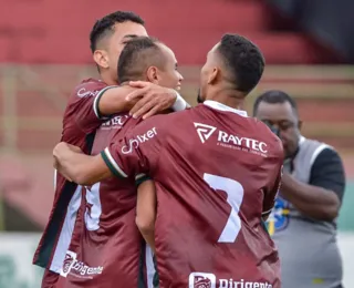Flu de Feira vence o SSA e fica a um empate do título da Série B