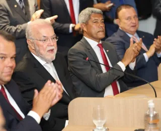 Francisco Netto deixa TCM-BA e abre caminho para Adolfo Menezes