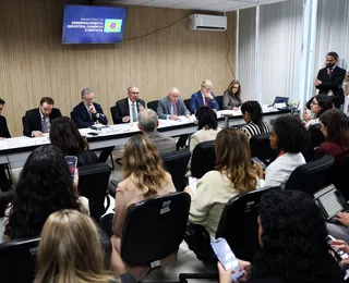 Governo e BC se unem em defesa do Pix e em críticas ao novo tarifaço