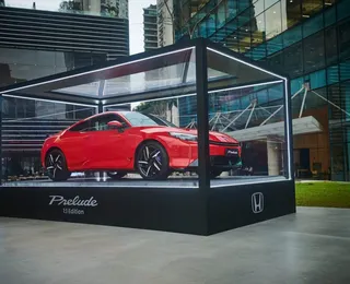 Honda Prelude estreia no Brasil com exibição em redoma e teste em pista
