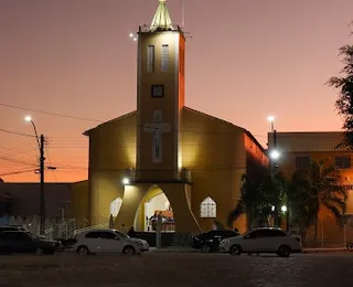 Igreja é invadida e tem dinheiro do dízimo furtado no sudoeste da Bahia
