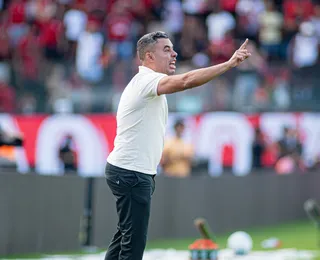 Jair Ventura lamenta revés no BaVi e explica escolhas no time titular do Vitória