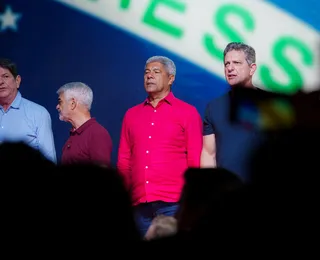 Jerônimo participa da convenção nacional de Lula em São Paulo